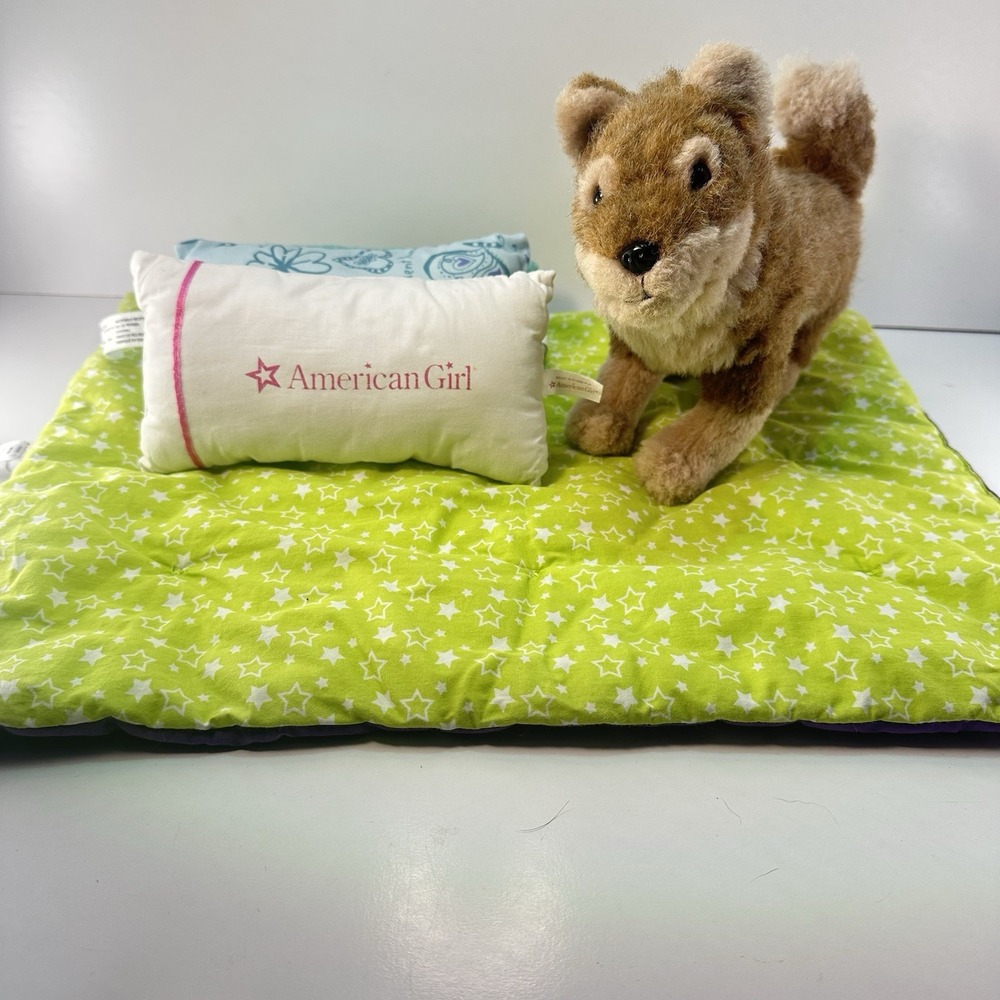 American Girl Accessories Lot Bedding Pillows Dog Plush Tatlo Wolf Comforter